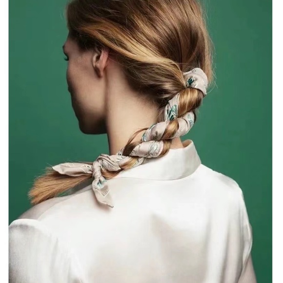 COPY - Unlisted items live show - Picture 4 of 15